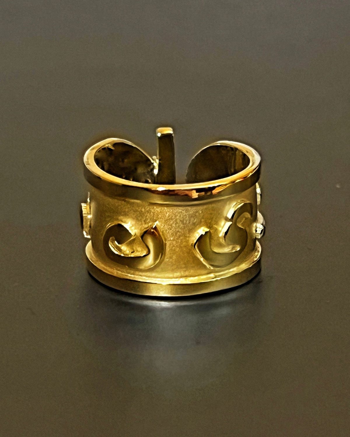 Pinky Cartouch Royal Ring | Customize Your Name | Gold Vermeil